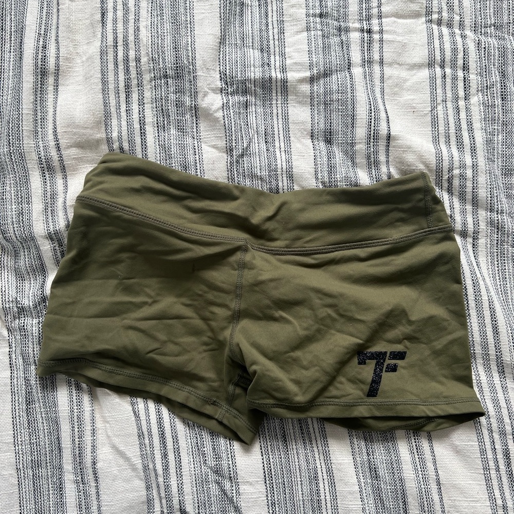 Low rise Seven Five Shorts- size medium